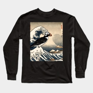 Cute Puffin Bird in Vintage The Great Wave off Kanagawa Long Sleeve T-Shirt